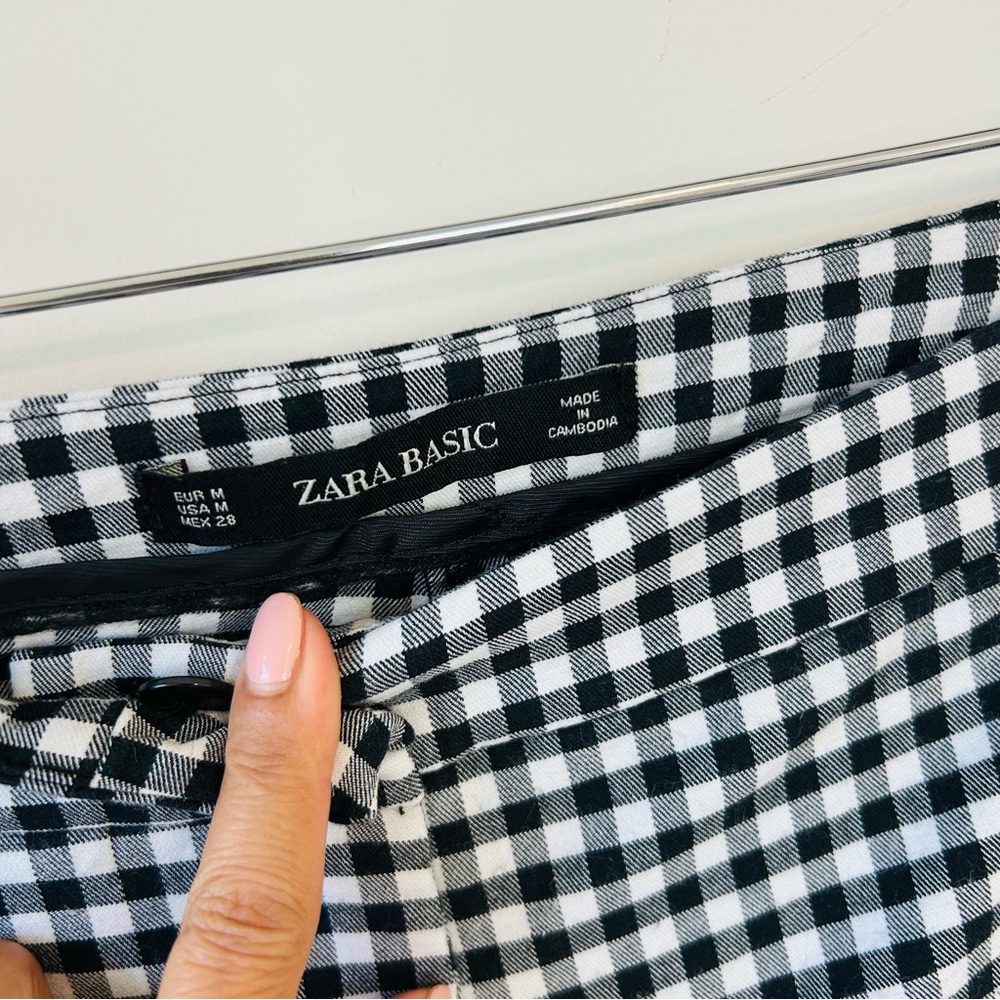 Zara Women’s Black White Gingham Ankle Cropped Pants Ruffle Trim Size M - Picture 7 of 14